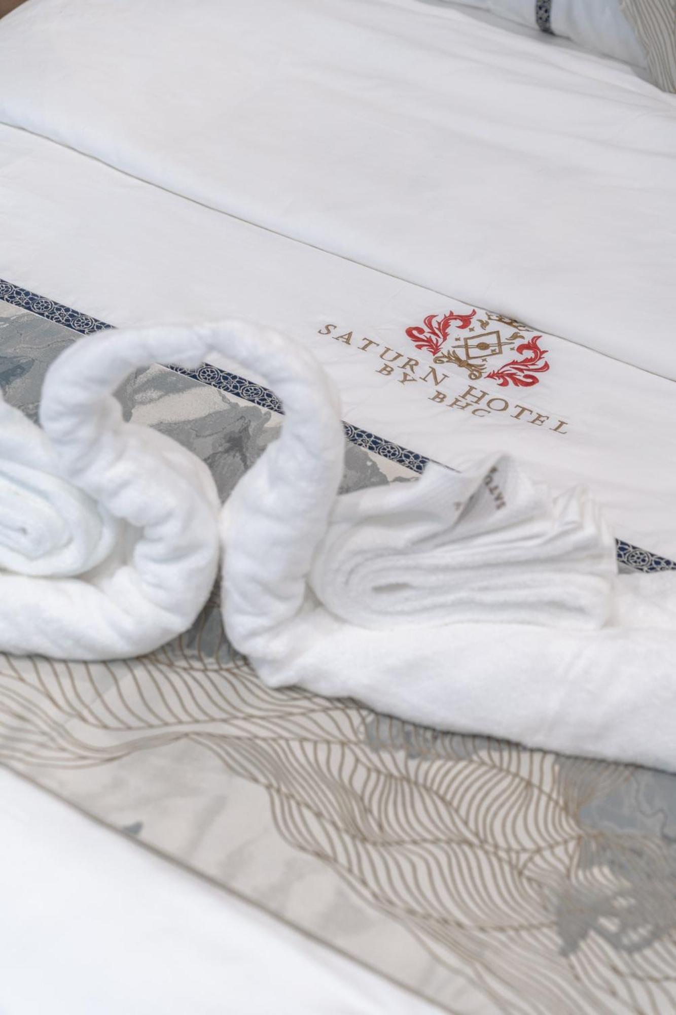Saturn Hotel George Town Bagian luar foto